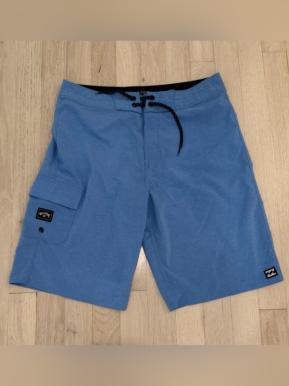 Billabong Men’s Blue Cargo Board Shorts Size 28